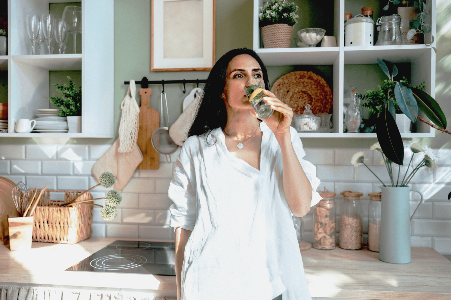 Are Multivitamins Actually Useful? Reading the Label Like a Nutritionist